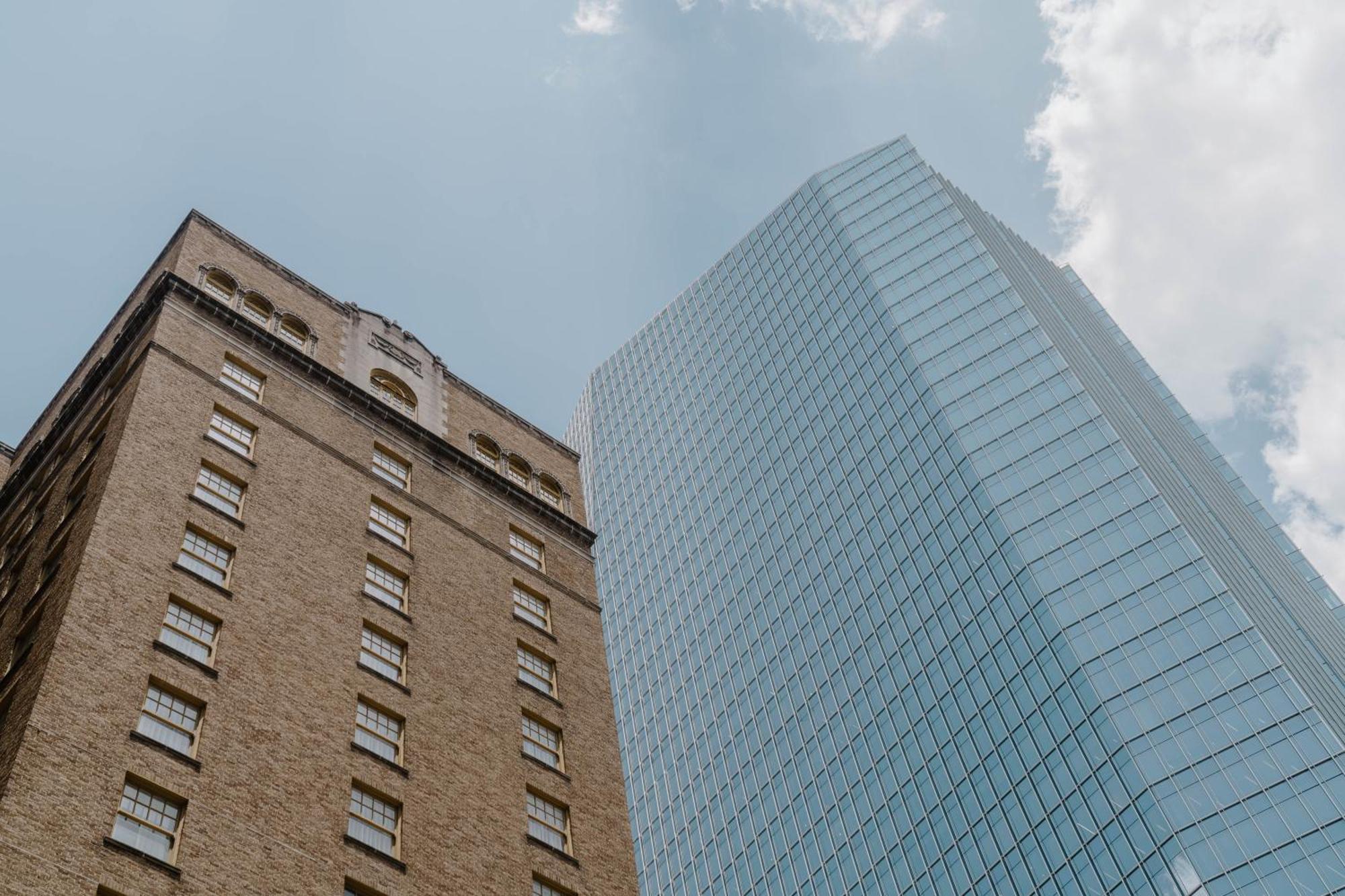 Club Quarters Hotel Downtown, Хюстън Екстериор снимка