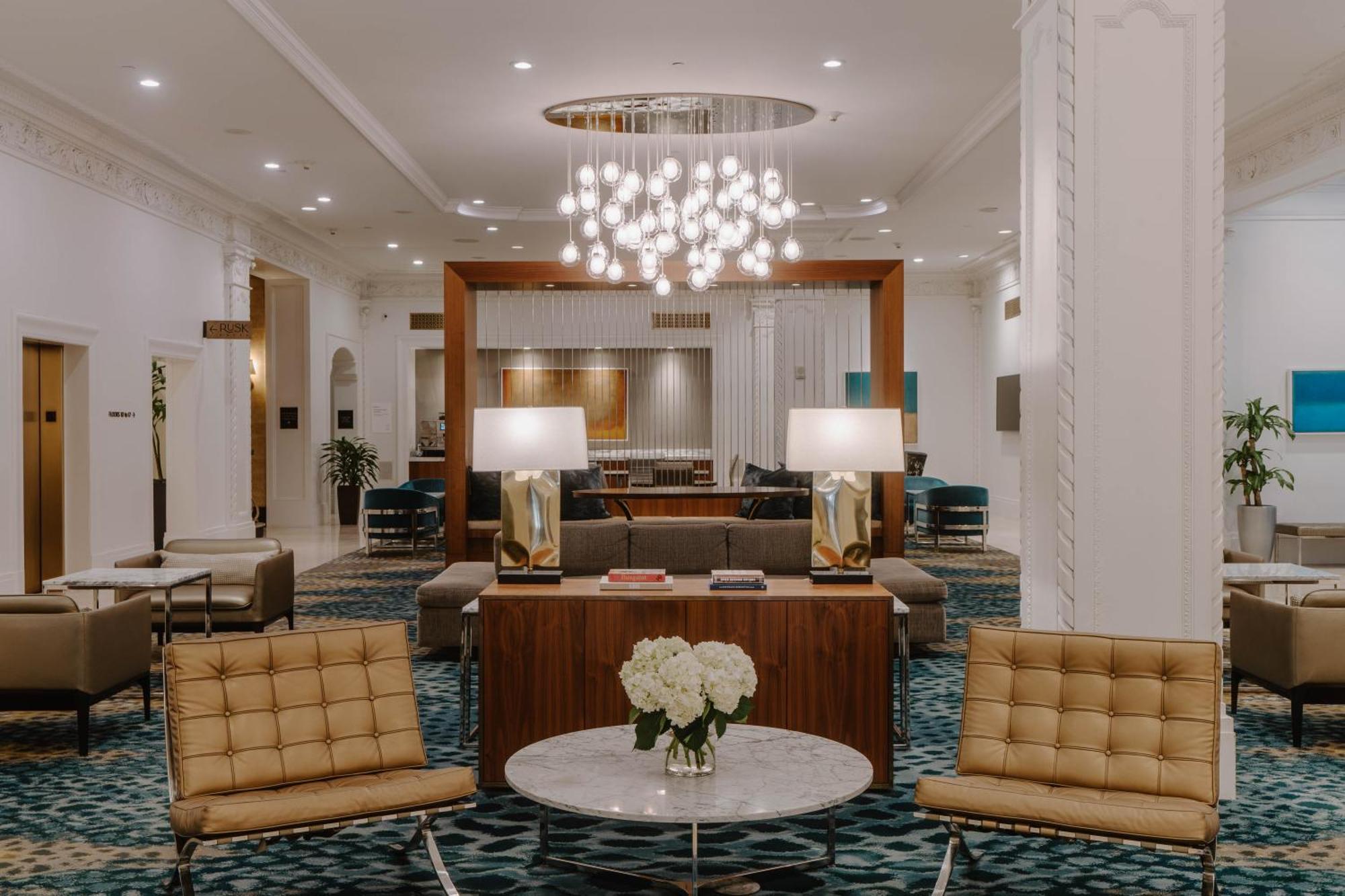Club Quarters Hotel Downtown, Хюстън Екстериор снимка