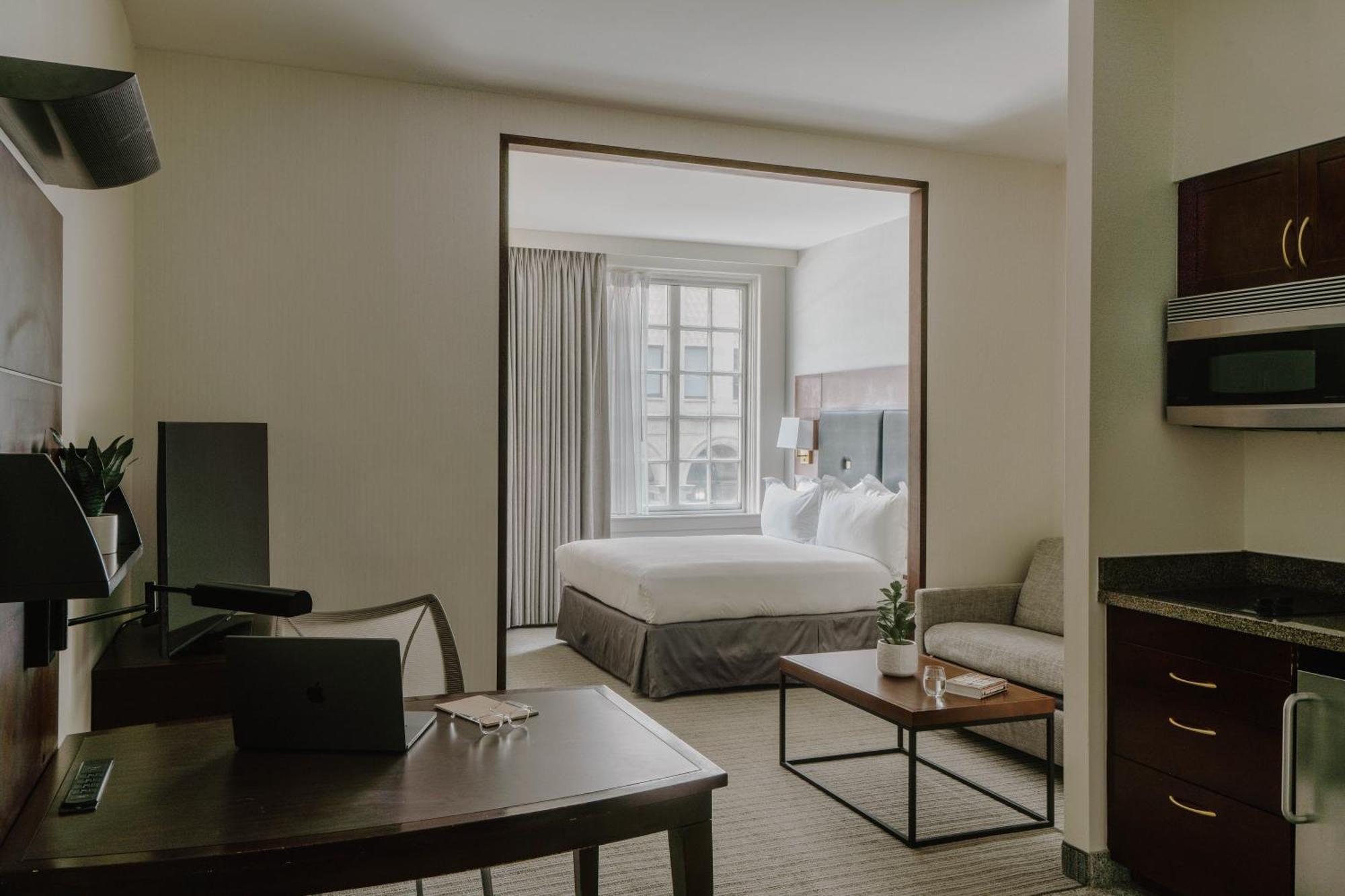 Club Quarters Hotel Downtown, Хюстън Екстериор снимка