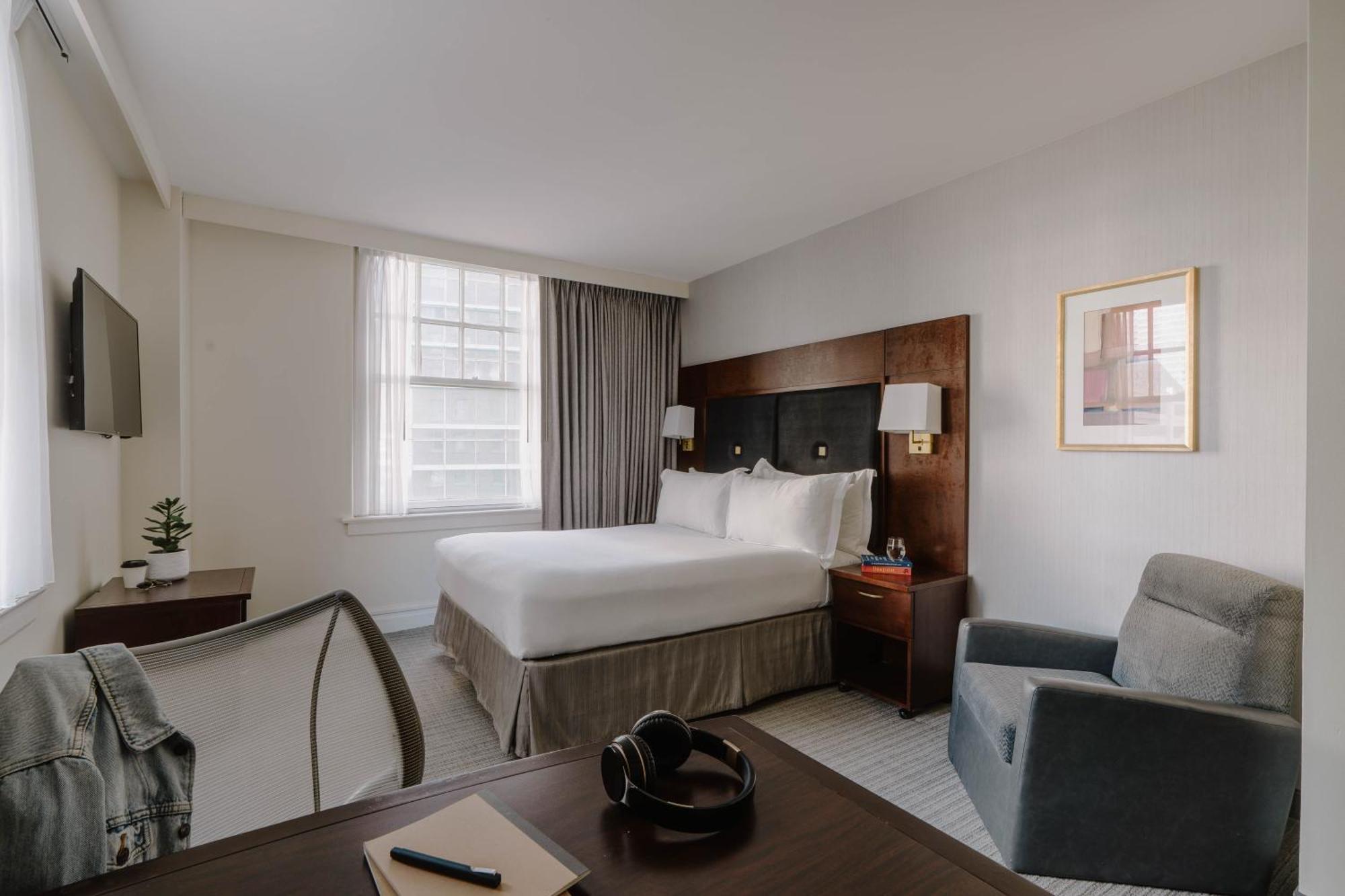 Club Quarters Hotel Downtown, Хюстън Екстериор снимка
